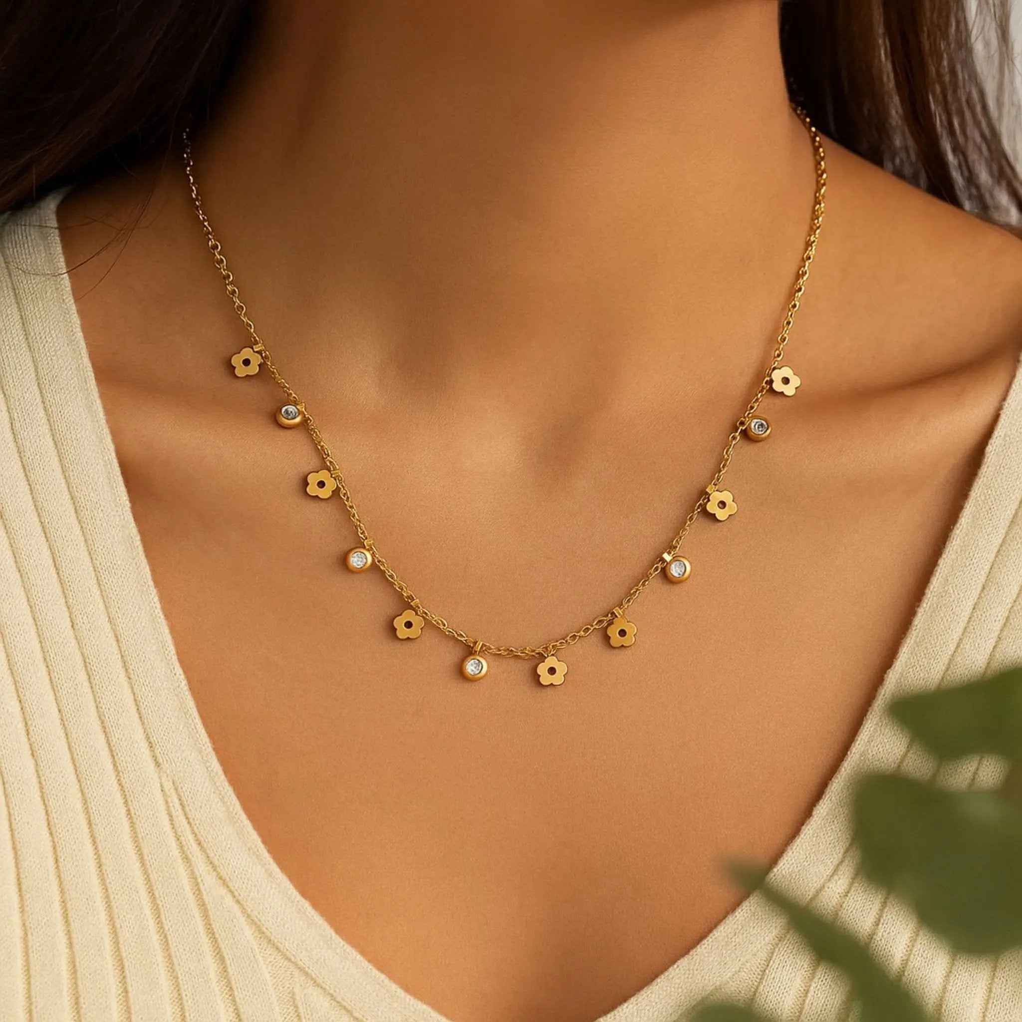 Fleurita Charm Necklace