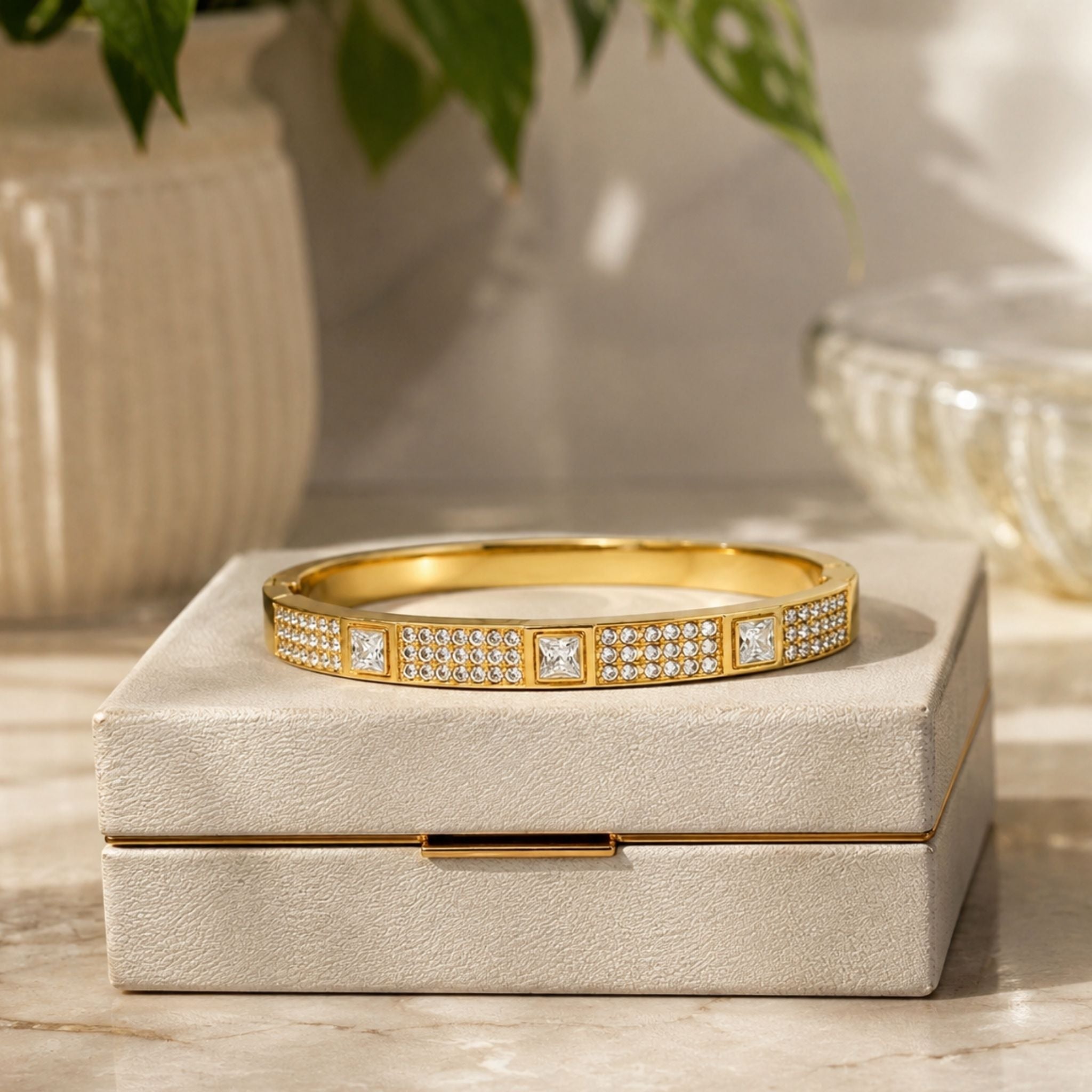 Luxe Grid Bangle N3VO