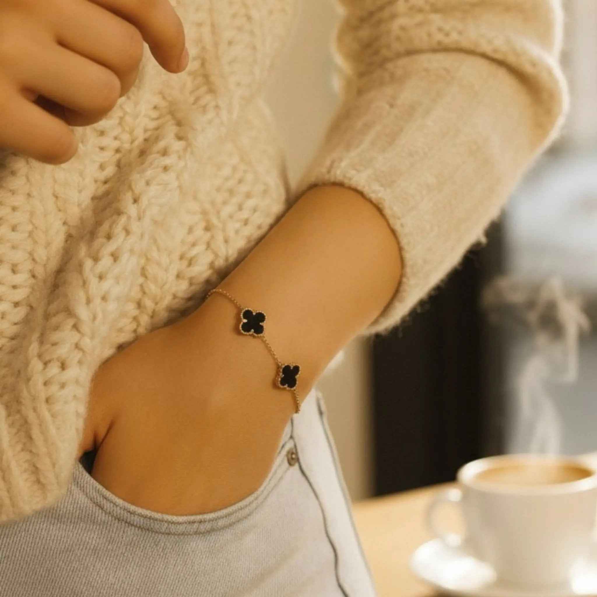 Noir Clover Bracelet