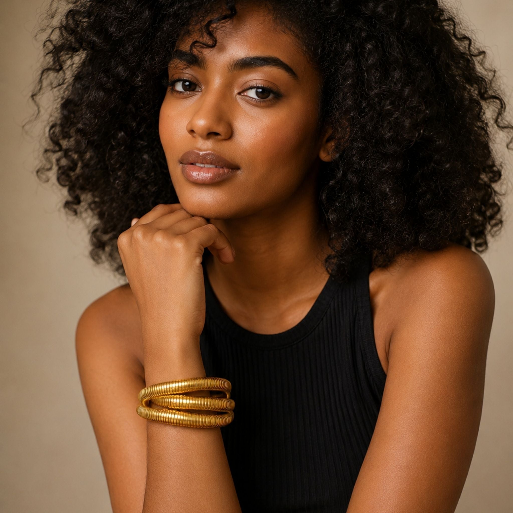 Bold Coiled Bangle N3VO