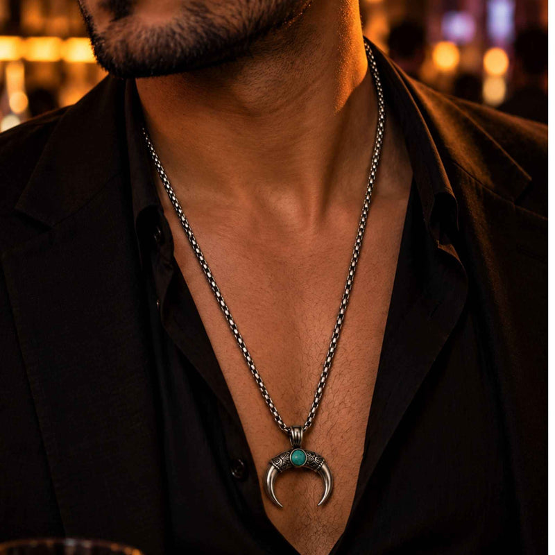Bullhorn Chain Pendant