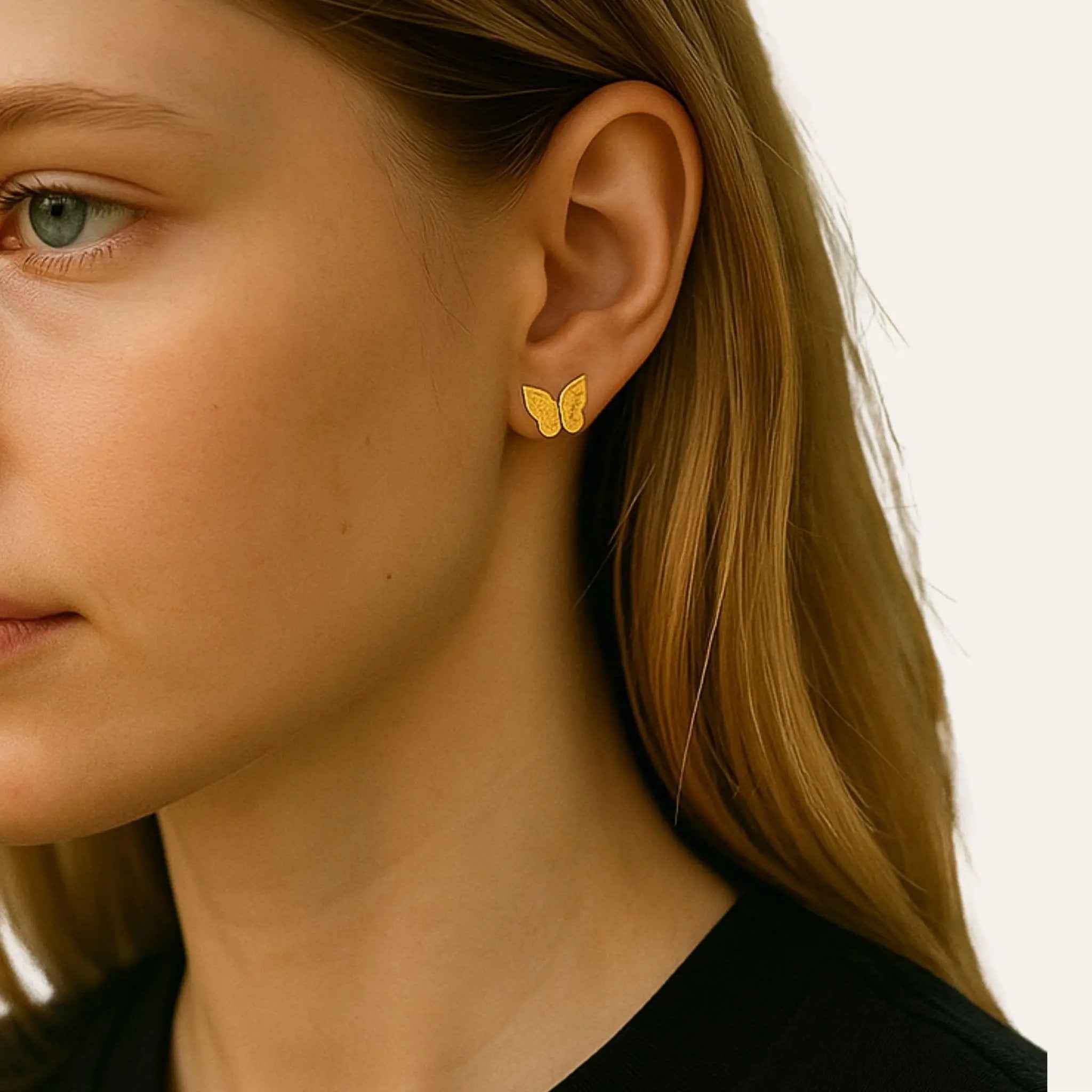 Papillon Glow Studs