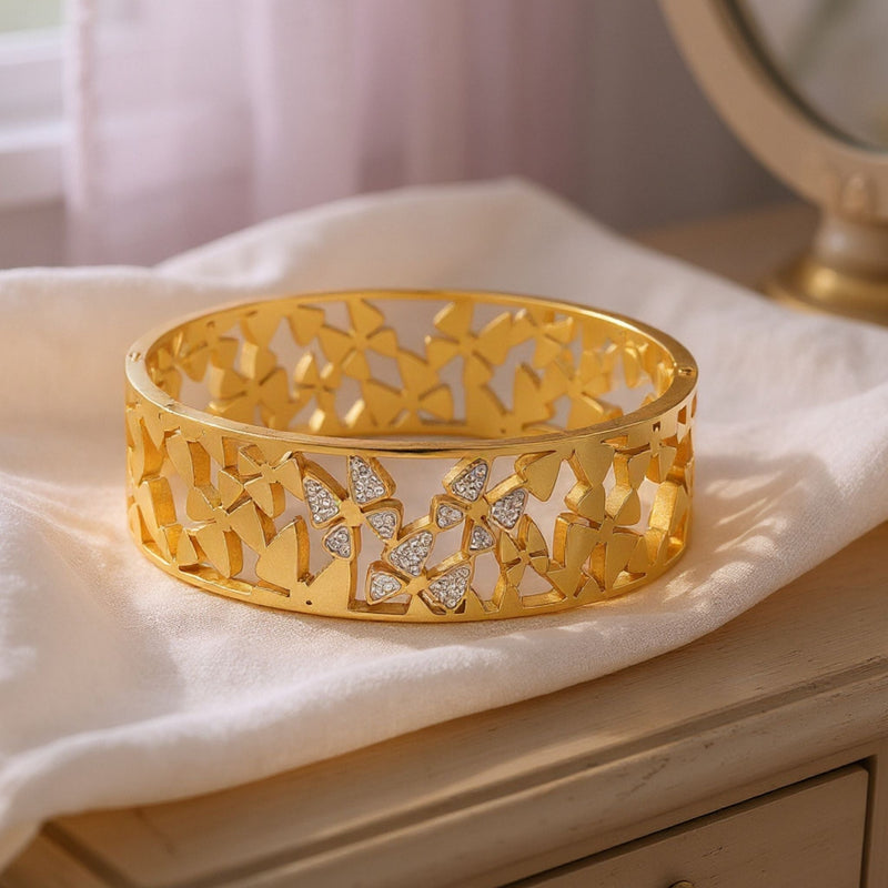 Aurelia Gold Bangle