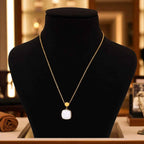 Lumière Pendant Necklace