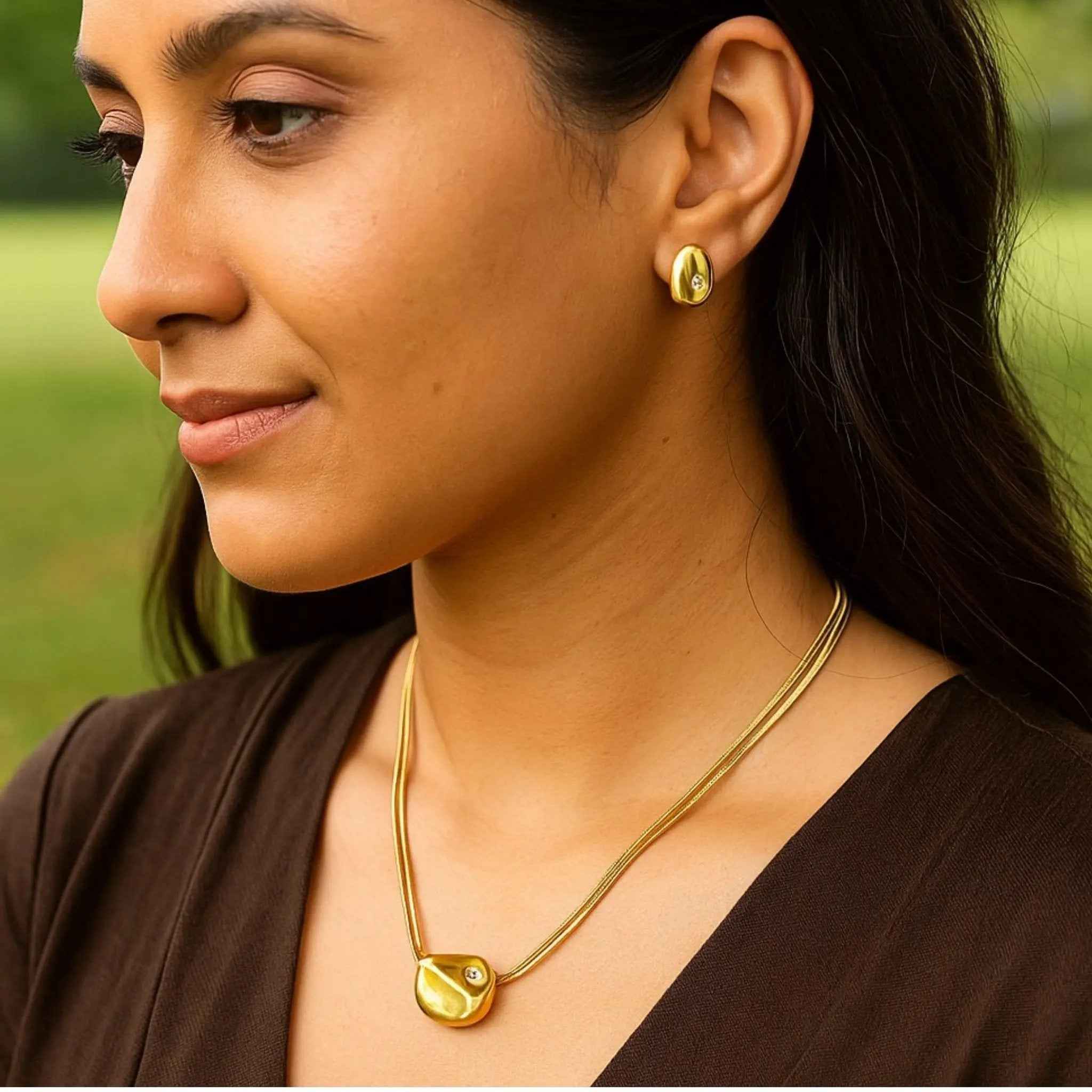 Golden Pebble Necklace