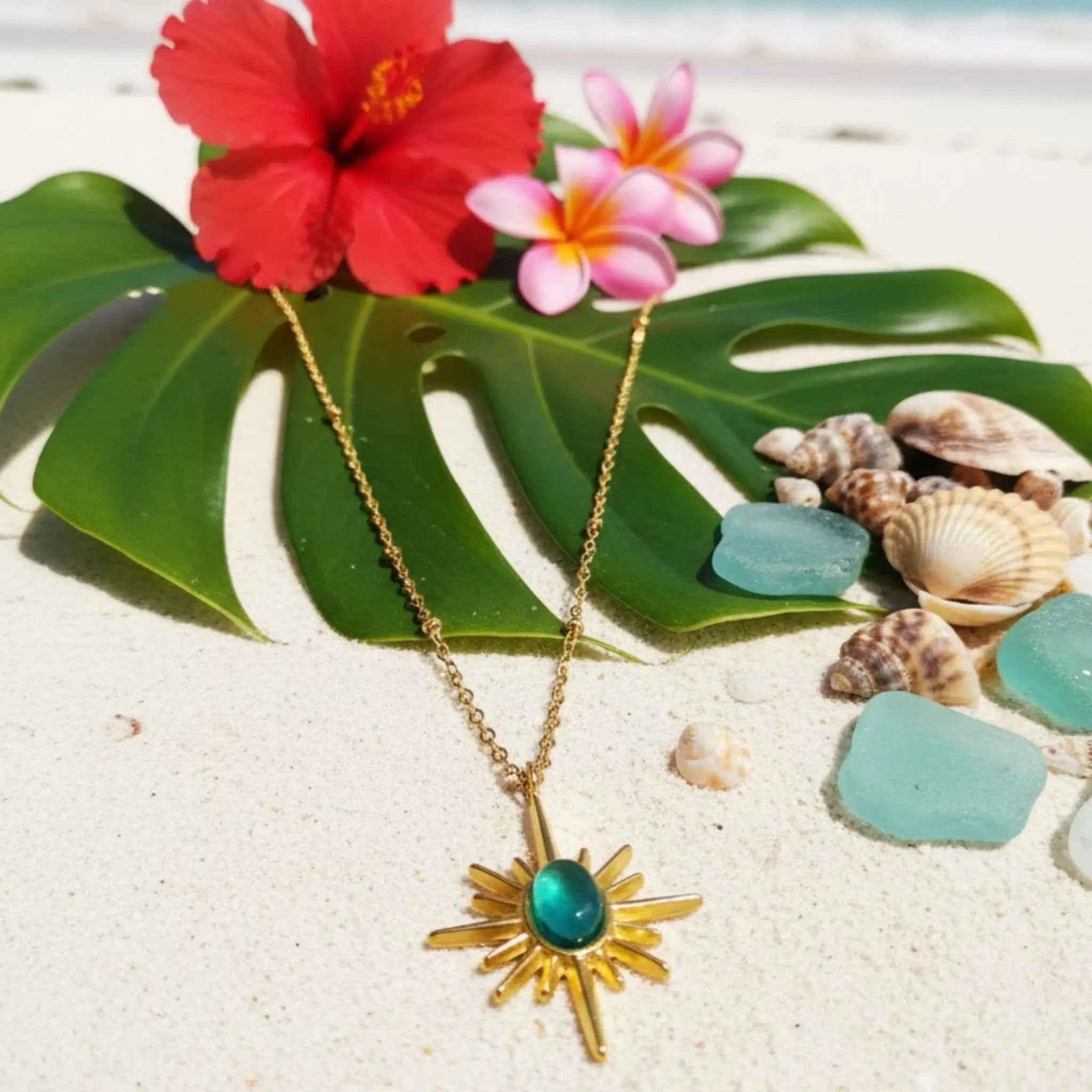 Solara Ray  Necklace