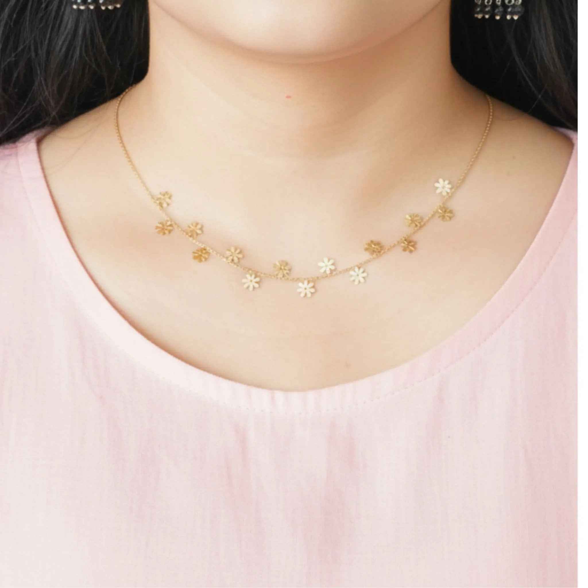 Dainty Floral Necklace