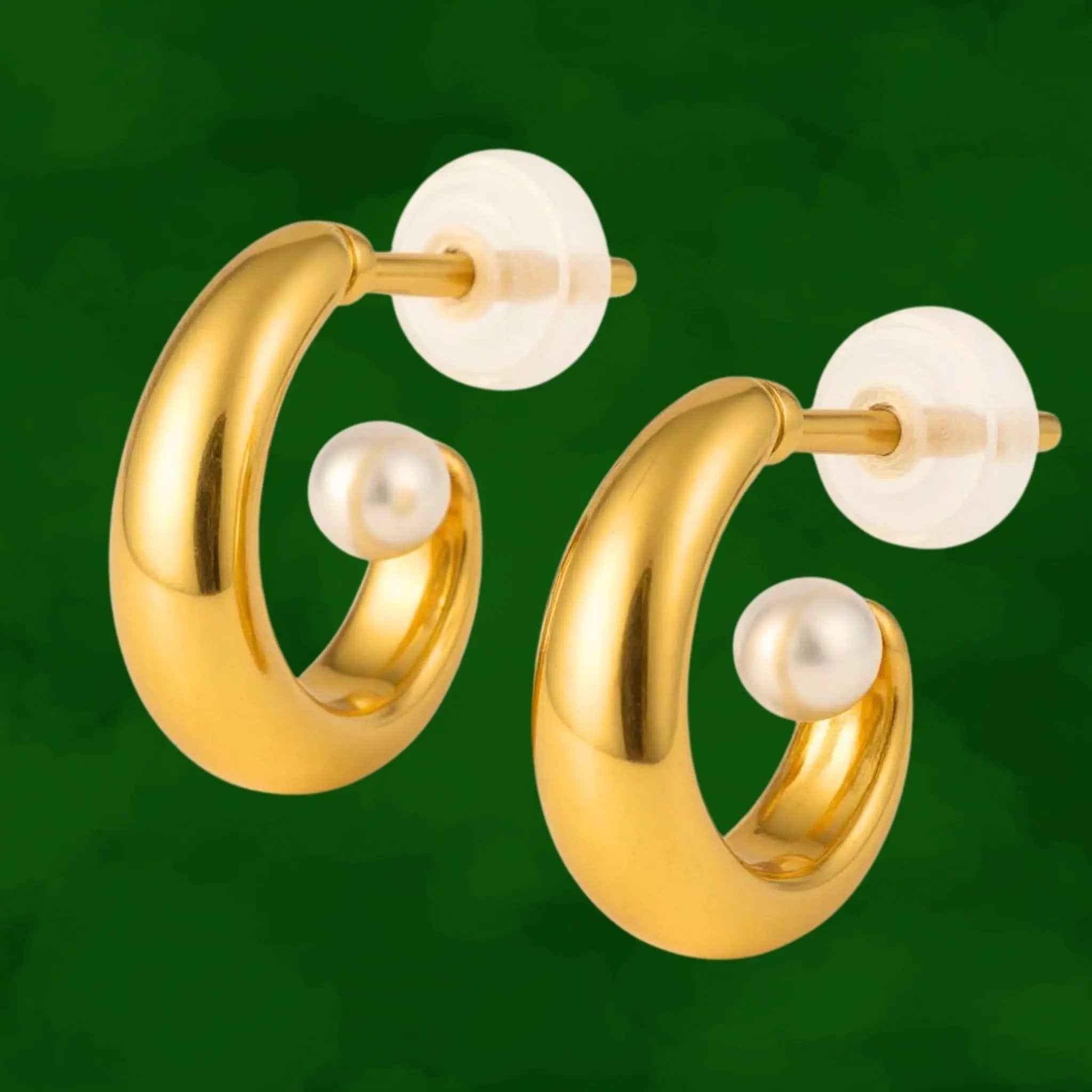 Aurelia Pearl Studs