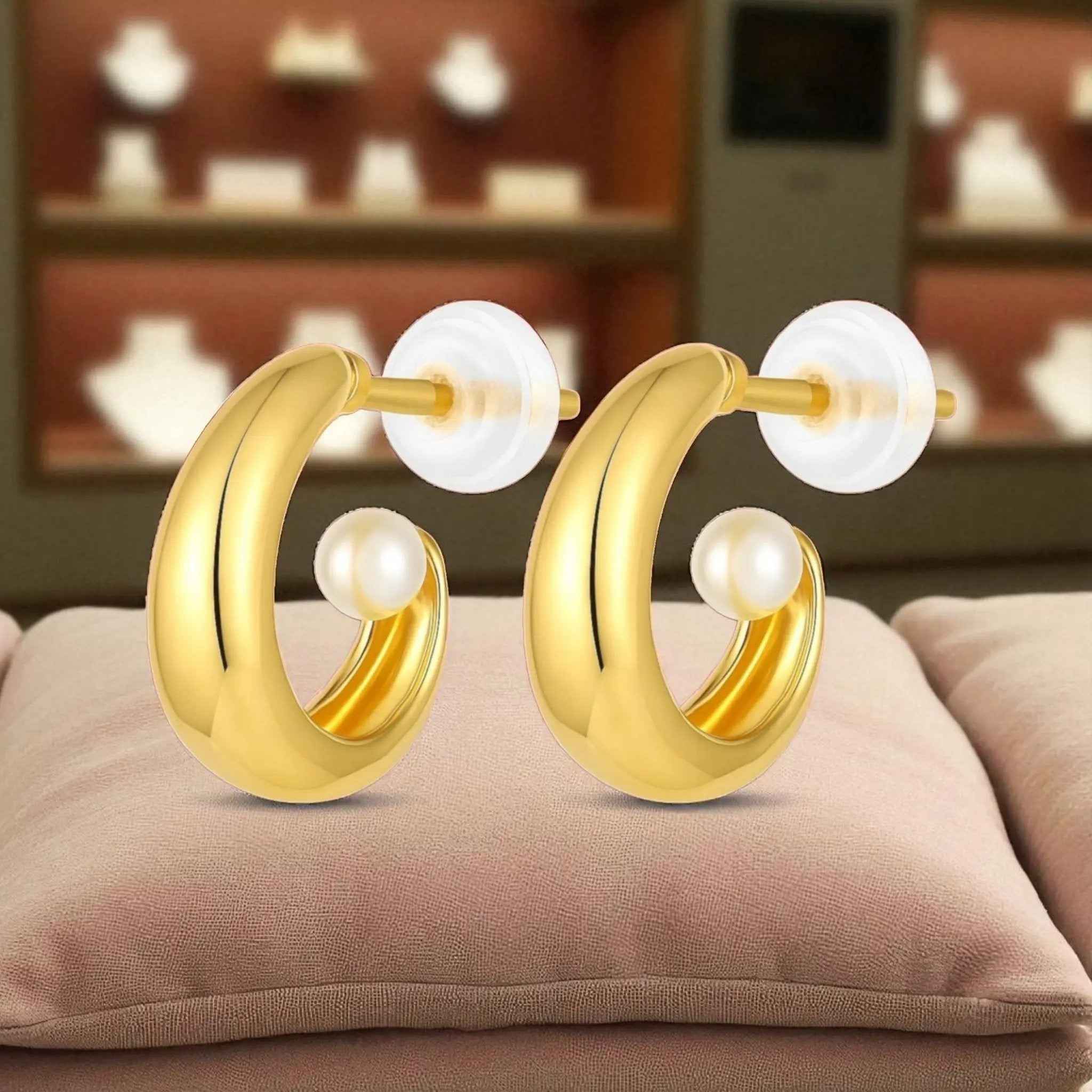 Aurelia Pearl Studs
